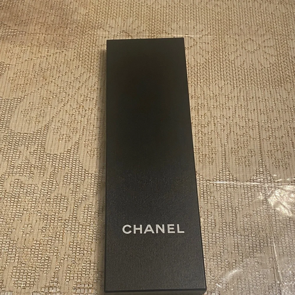 CHANEL Burgundy Microdot Silk Tie